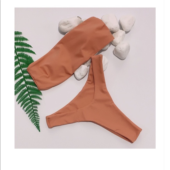 CLEARANCE 🥀 2 Piece Bandeau Bikini - Picture 3 of 5